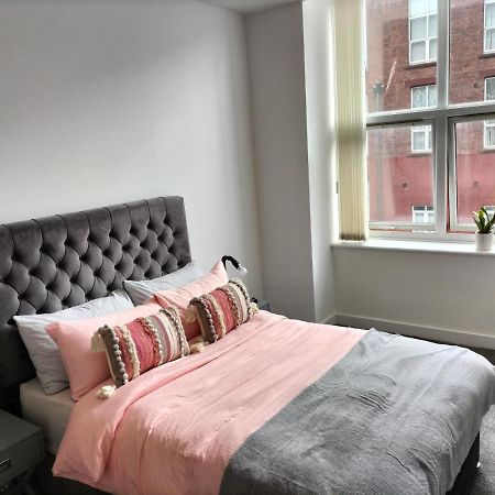 Stylish & Cosy Abode With Free Parking. Apartment Liverpool Exterior photo